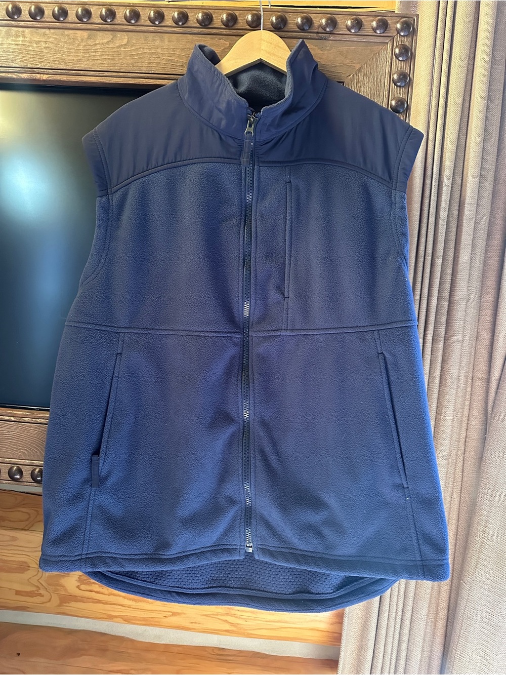 Duluth Trading - XL Men’s Navy Fleece Vest
